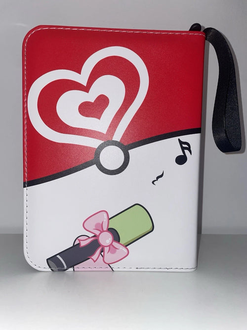 Classeur Pokémon pour 252 cartes au format A4, couverture rigide illustrée.